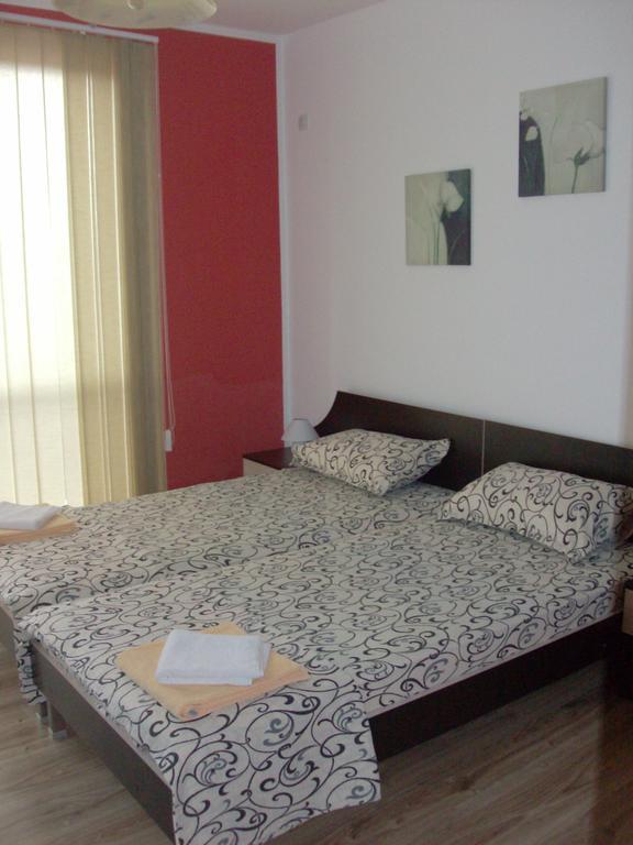 Guest House Nedelchevi بريمورسكو الغرفة الصورة